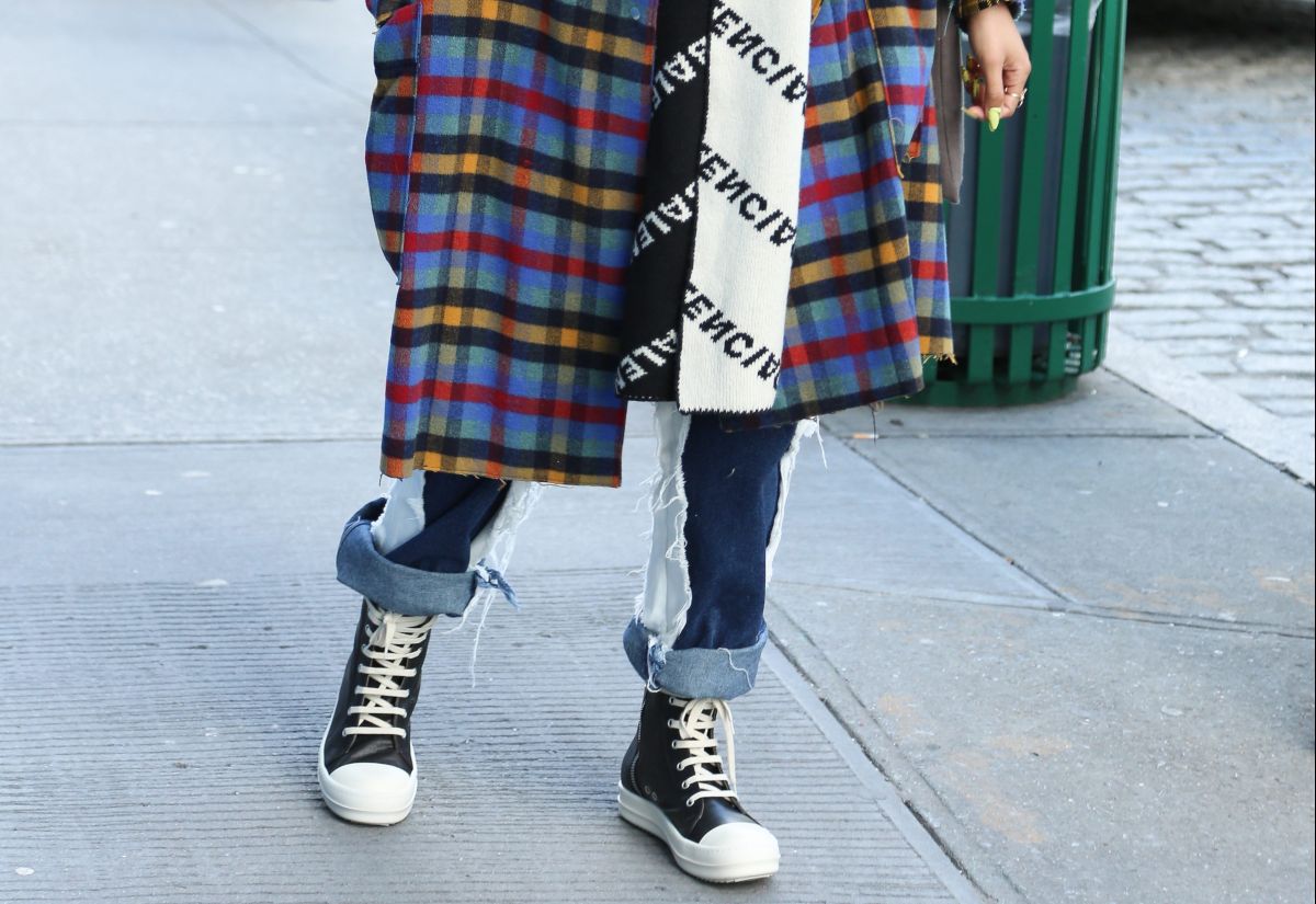 tenis balenciaga hombre rotos