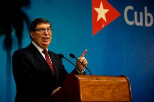 Cuba reitera su rechazo a EE.UU. por excluirla de la Cumbre de las Américas