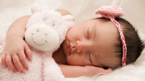 Bebé durmiendo