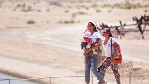 Migrant Border Crossings At The Southern Border Continue As Judge's Title 42 Ruling Looms
