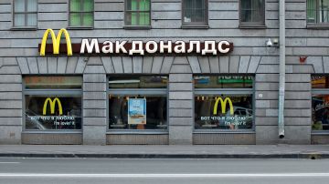 McDonald's comenzó a vender sus 850 restaurantes en Rusia