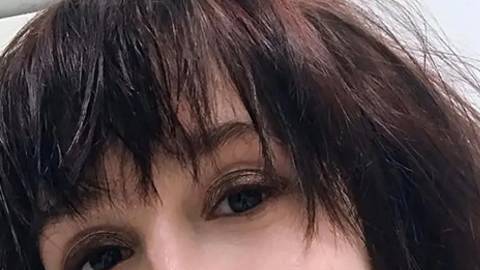 La instructora de arte de Cape Coral, Casey Scott, dijo que sus estudiantes tenían curiosidad sobre su orientación sexual.