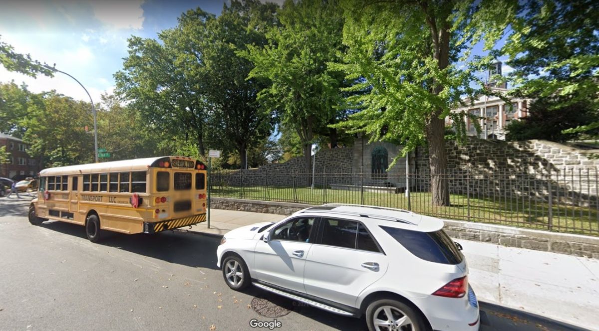 Teacher arrested for sexual harassment of a student in Queens, New York