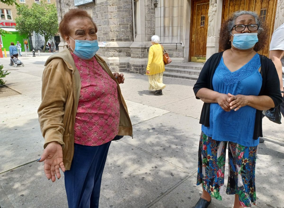 In the midst of the shootings that do not stop, Hispanic grandmothers in NYC insist: We are going to watch our children more!