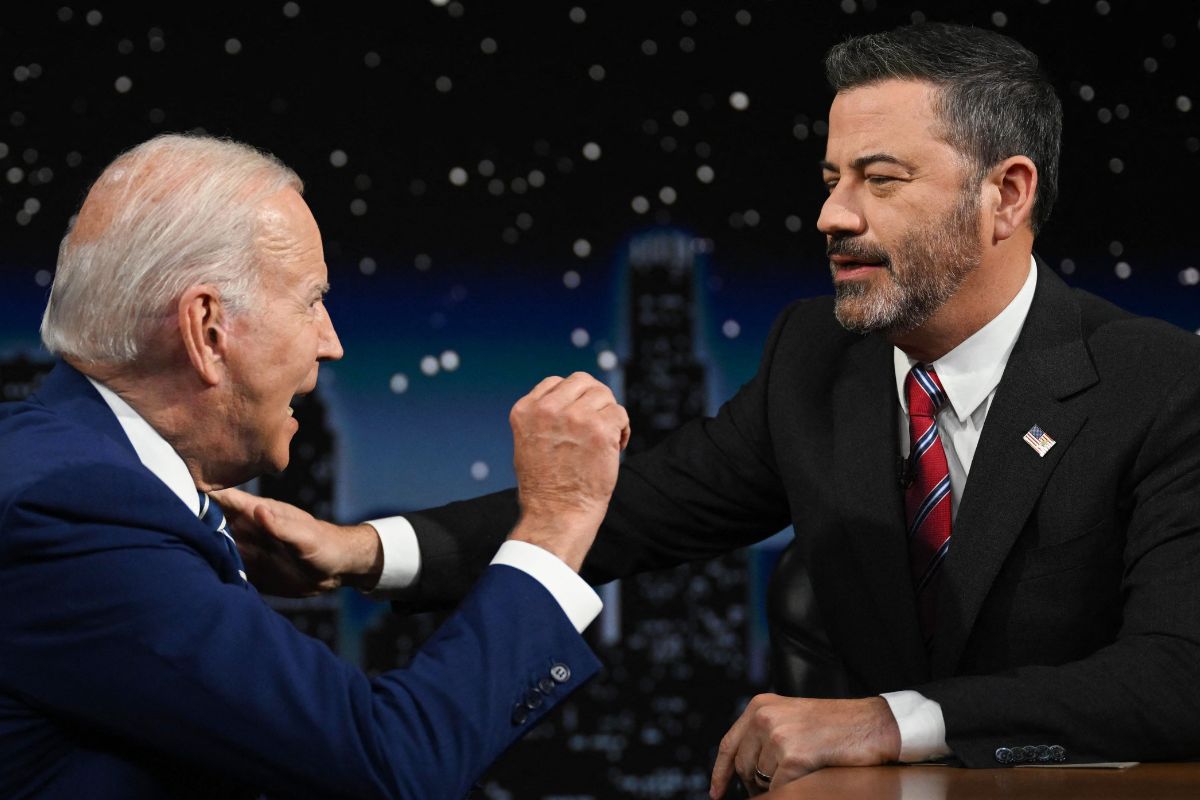 Biden se le va a la yugular a Trump y a los republicanos en el programa de Jimmy Kimmel