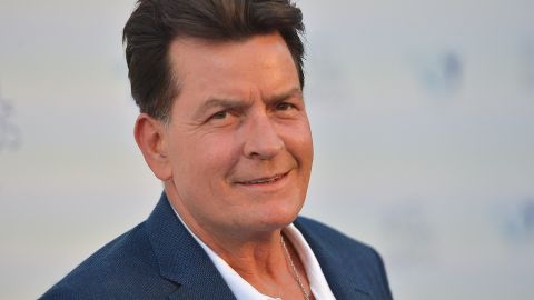 Charlie Sheen no aprueba la carrera de su hija mayor en OnlyFans.