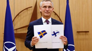 TOPSHOT-SWEDEN-FINLAND-DEFENCE-DIPLOMACY-INDUSTRY-NATO