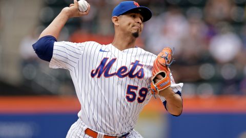 Carlos Carrasco subió a la lomita ante Nationals y su papá lo pudo ver por primera vez en 13 años de carrera en MLB.