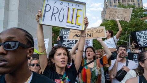 Protests Break Out Across The U.S. As Supreme Court Overturns Roe v. Wade