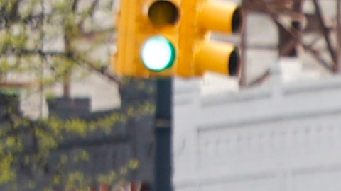 Las motos todoterreno se vuelcan a las calles cuando las temperaturas son más cálidas.