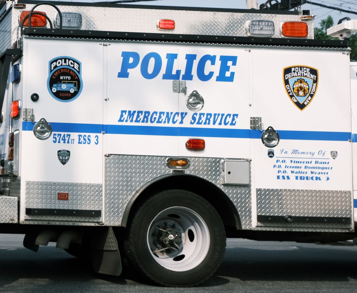 El apuñalamiento de la policía de NY ocurrió en El Bronx.