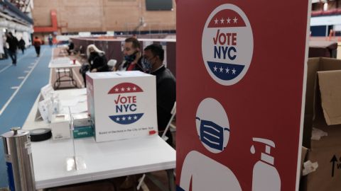 La Corte Suprema estatal que no ciudadanos participen en votaciones locales.