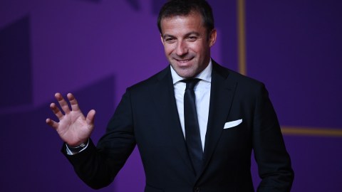Alessandro Del Piero durante el sorteo del Mundial de Qatar 2022 en Doha, Qatar.