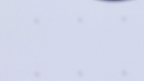 ¿Christian Nodal se tatuó de nuevo en la cara? Esta vez se habría pintado una telaraña