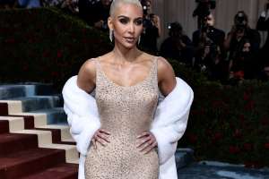Kim Kardashian rompe el silencio y se defiende de las afirmaciones de que arruinó el vestido de Marilyn Monroe