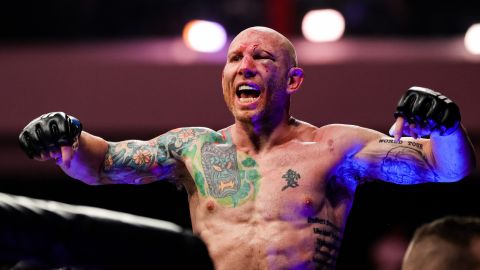 Josh Emmett quiere el título de peso pluma de la UFC.