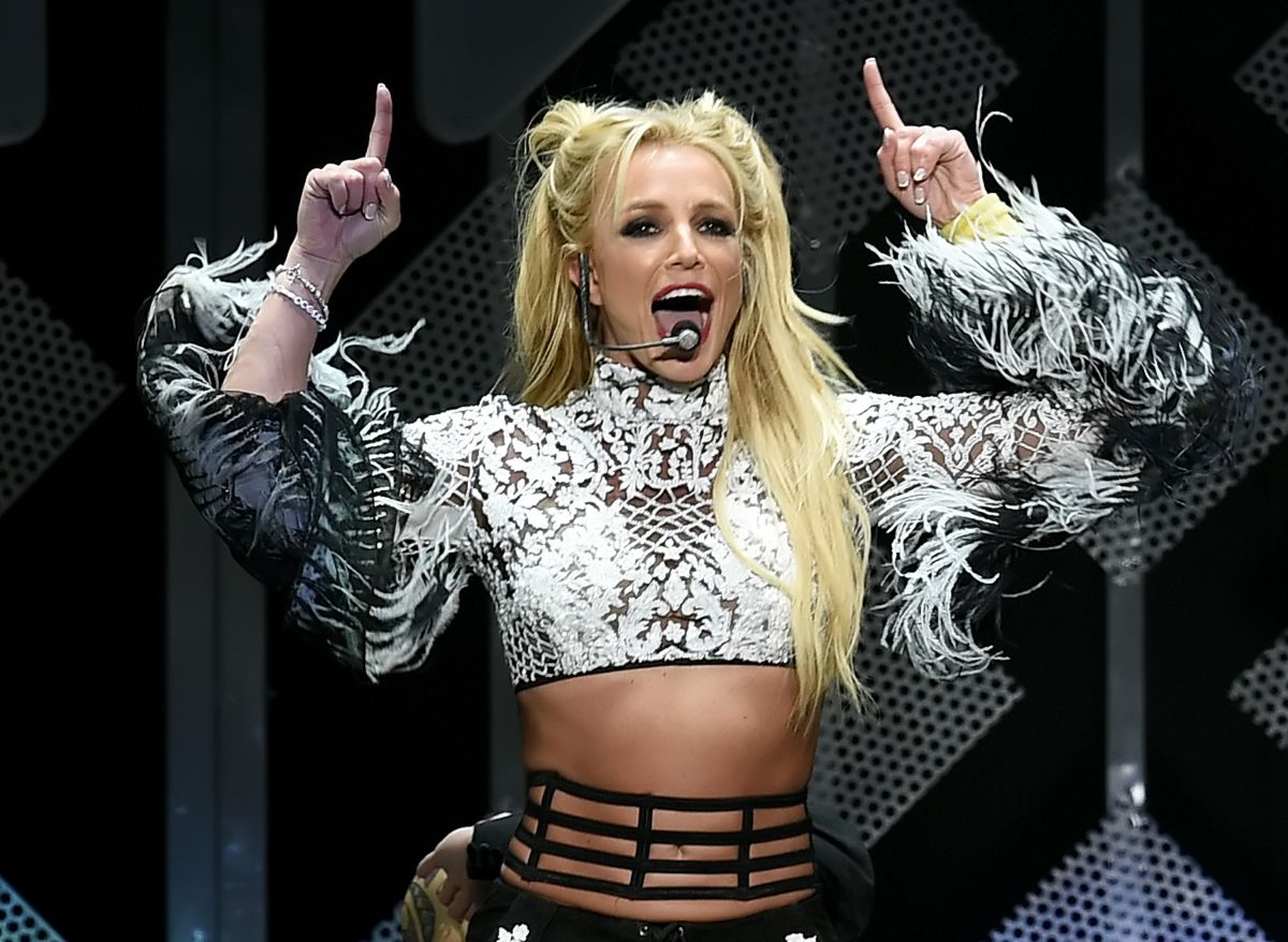 Britney Spears demands a public apology after the incident with Victor Wembanyama