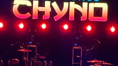 Bajo el lema #TodoSomosChyno un grupo de amigos y colegas realizaron un concierto para recaudar fondos para su pagar sus tratamientos