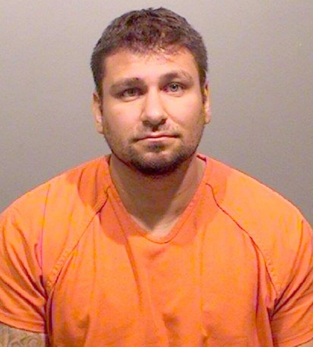 Joseph Gabriel Van Eck resultó convicto en Colorado de cargos de agresión sexual, secuestro, entre otros.