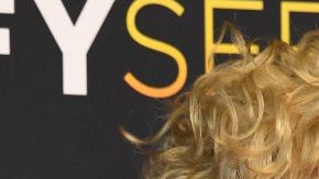 Julia Garner interpretaría a Madonna en la película biográfica.