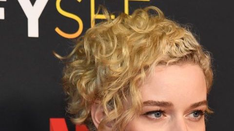 Julia Garner interpretaría a Madonna en la película biográfica.