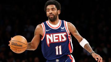 Kyrie Irving se quedará con los Brooklyn Nets una temporada más