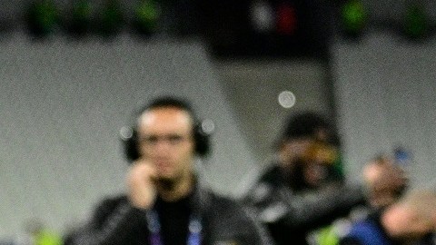 TOPSHOT-FBL-EUR-C1-LIVERPOOL-REAL MADRID-TROPHY