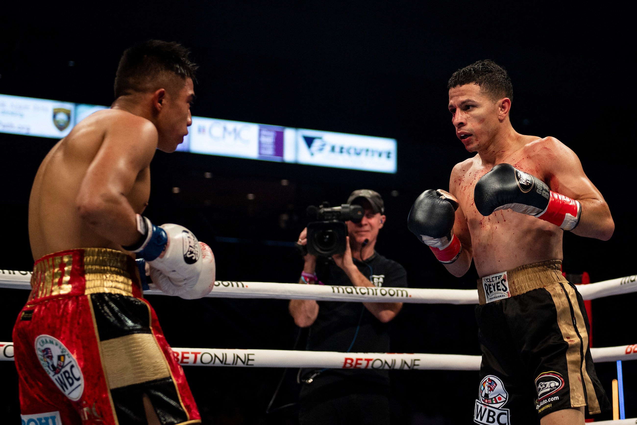 Puertorriqueño McWilliams Arroyo está listo para pelear contra el mexicano \, image size:2600x1733