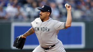 Locutor de los Twins ofendió al pitcher de los Yankees Néstor Cortés
