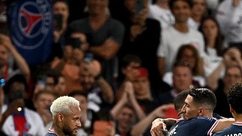 FBL-FRA-LIGUE1-PSG-METZ