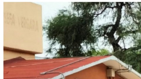prenden fuego a alumno en escuela de Querétaro