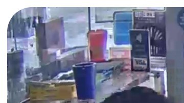 Ataque padre hijo en gasolinera de Detroit