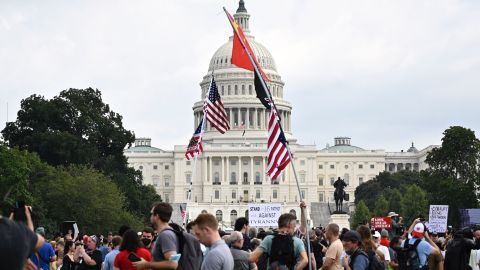 US-POLITICS-POLICE-PROTEST-DEMOCRACY