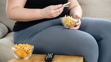 Mujer adulta con obesidad