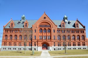 Vermont: el estado más caro del país para pagar una carrera universitaria