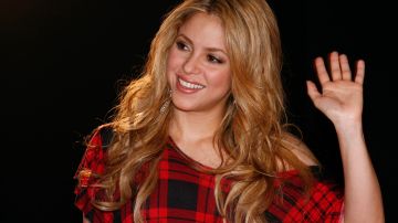 La cantante Shakira viajó con sus dos pequeños a México.