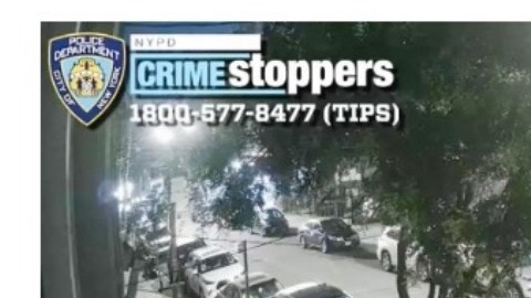 Tres sospechosos captados en cámara de seguridad.