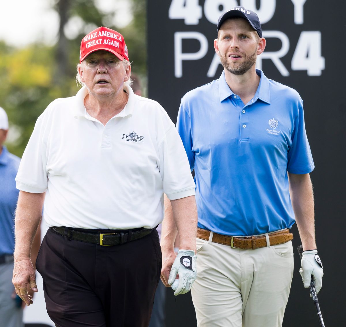 Donald Trump y su hijo Eric en el "LIV Golf Bedminster invitational", NJ.

