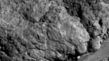 La PolyCam a bordo de la nave espacial OSIRIS-REx de la NASA, mapeó más de 1,500 fracturas de roca.