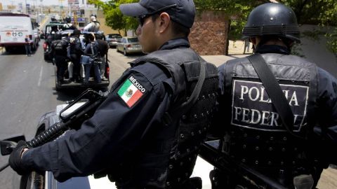 Policía