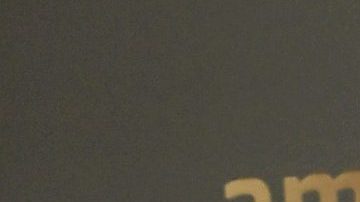 Se dice que Jeff Bezos ayudó a sus padres con la compra.