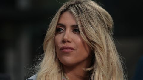 Wanda Nara se encuentra en una nueva polémica luego de haber posado en topless en Ibiza.