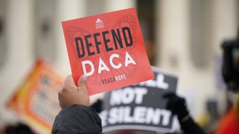 El programa DACA no acepta nuevas aplicaciones.