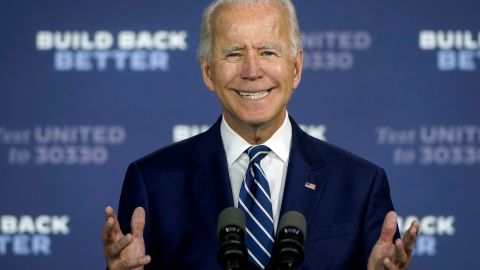 VIDEO: Biden se equivoca al leer el teleprónter y le llueven burlas en Twitter