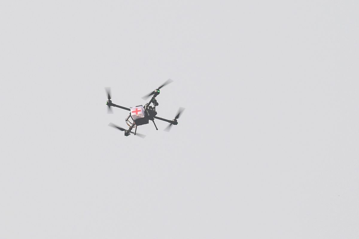 Un dron de primeros auxilios ayudó a salvar la vida del niño.