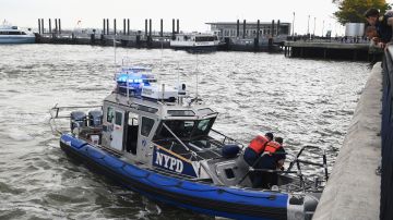 Rescate de NYPD en el río Hudson, 2021.