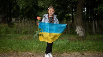 Rusia de secuestrar unos 200.000 niños ucranianos