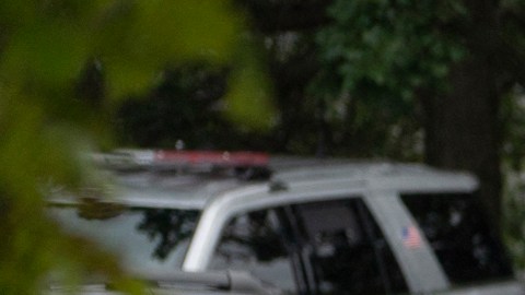US-HOLIDAY-WEAPONS-POLICE-CRIME