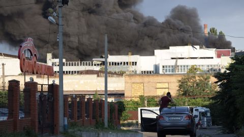 Armas de alta precisión de las Fuerzas Aeroespaciales rusas atacaron los depósitos de armas en Nikolayev.