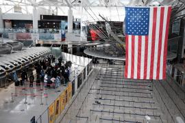 Volvió la luz al Terminal 1 del aeropuerto JFK de Nueva York; lento regreso a la normalidad en feriado Presidents’ Day